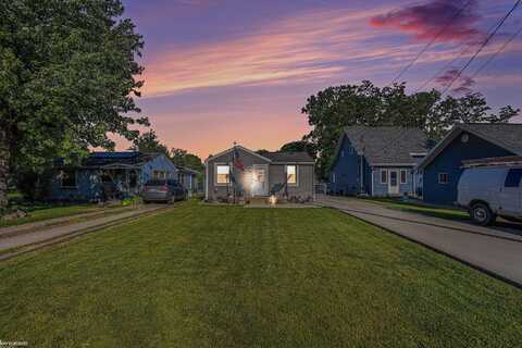 361 Walnut, East China, MI 48054