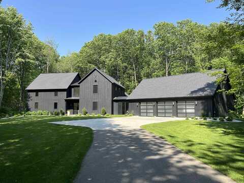 3819 Sand Castle, Holland, MI 49423