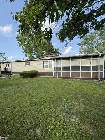 17308 Roberts, Davisburg, MI 48350