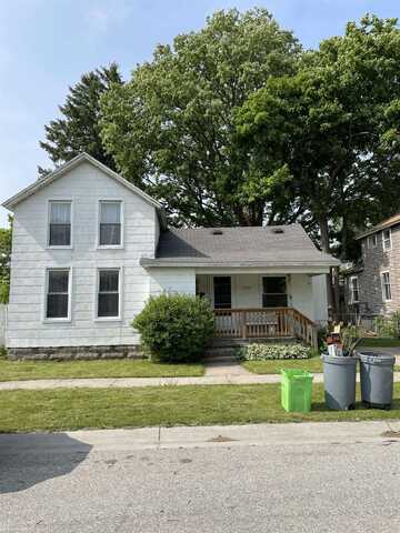1123 Gillett, Port Huron, MI 48060
