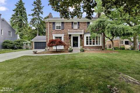 1150 S Oxford, Grosse Pointe Woods, MI 48236