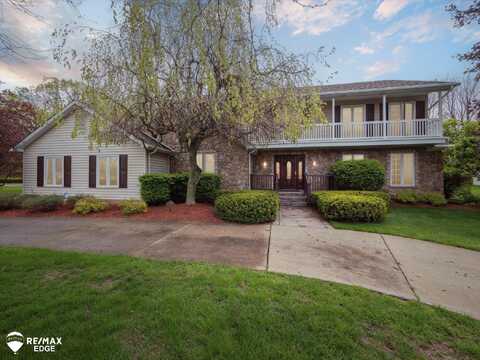 9705 Burning Tree, Grand Blanc, MI 48439