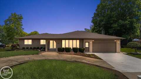 2532 Belle View, Shelby, MI 48316