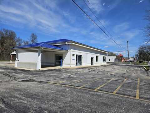 2706 N Saginaw, Midland, MI 48640