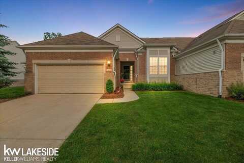 49676 Broadacre, Macomb, MI 48042