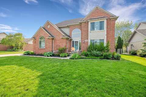 52409 Creek, Chesterfield, MI 48047