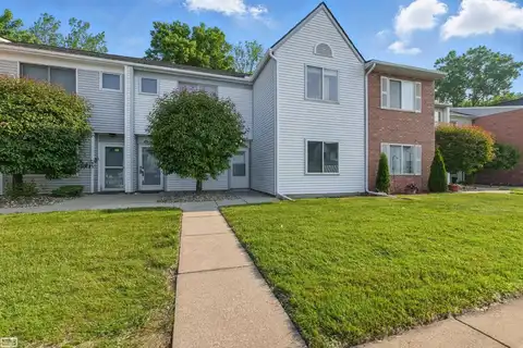 78 Rosebud, Mount Clemens, MI 48043