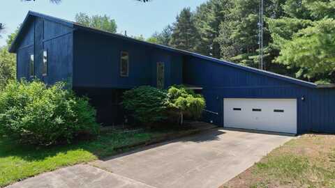 160 Wire Line, Caro, MI 48723