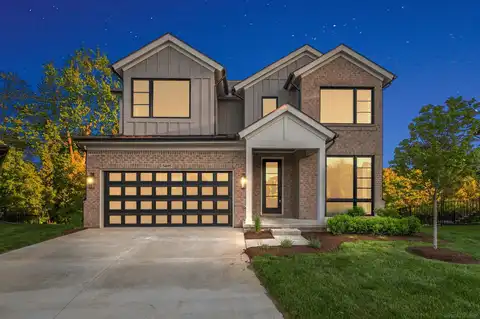 54695 Camden, Utica, MI 48316