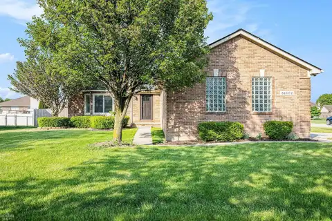 51602 Huntley, New Baltimore, MI 48047