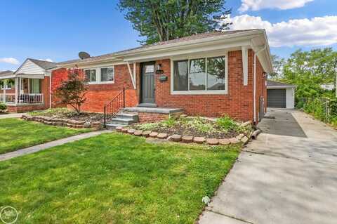 24665 Greenbrier, Eastpointe, MI 48021