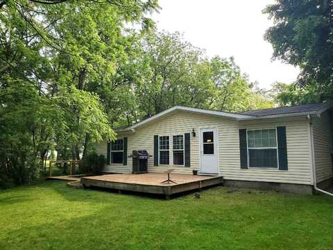 5790 Main Rear, Lexington, MI 48450