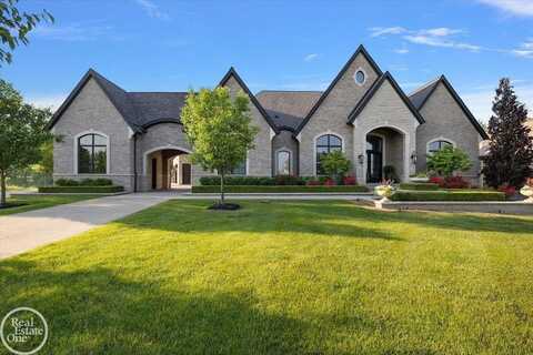 5271 Seven Lakes, Washington, MI 48095