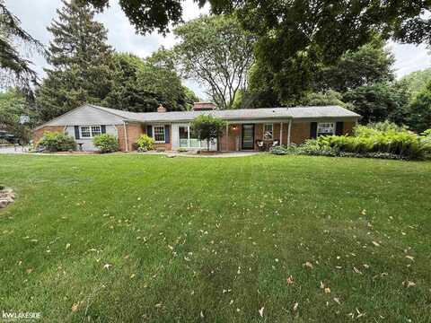 865 Castlebar, Rochester Hills, MI 48309