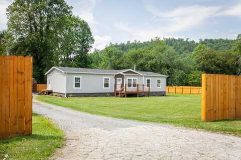 3352 Old Tallulah Rd, ROBBINSVILLE, NC 28771