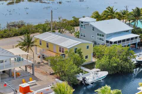 437 Pirates Road, Little Torch Key, FL 33042