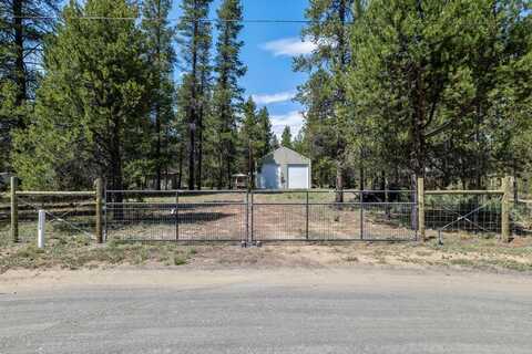 16094 Blackfeather Lane, La Pine, OR 97739
