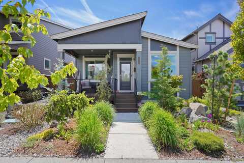 20839 Gateway Drive, Bend, OR 97702