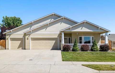 853 NE Cobblestone Court, Prineville, OR 97754