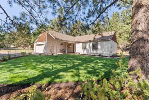 60781 Country Club Drive, Bend, OR 97702