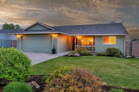 960 NE Manzanita Street, Prineville, OR 97754