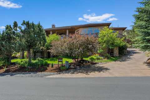 10193 Sundance Ridge Loop, Redmond, OR 97756