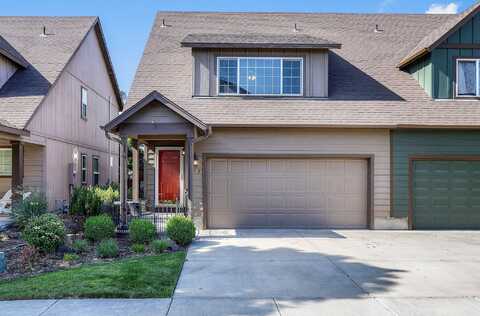 2928 SW Indian Circle, Redmond, OR 97756