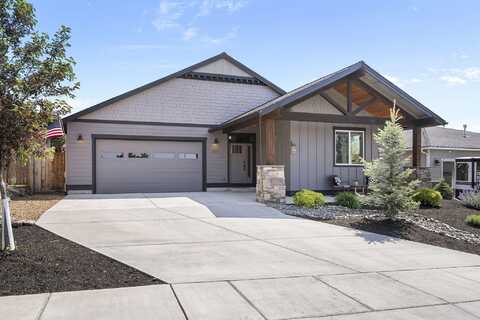 4176 SW Umatilla Avenue, Redmond, OR 97756