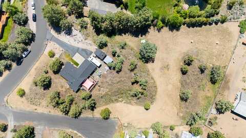 64911 Glacier View Drive, Bend, OR 97703