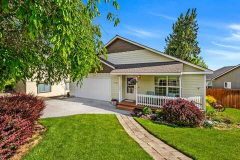 3559 SW Reindeer Avenue, Redmond, OR 97756