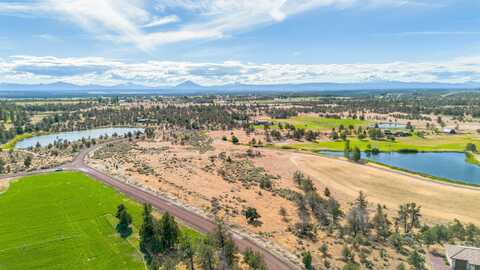 711 NE Good Pasture Loop, Terrebonne, OR 97760