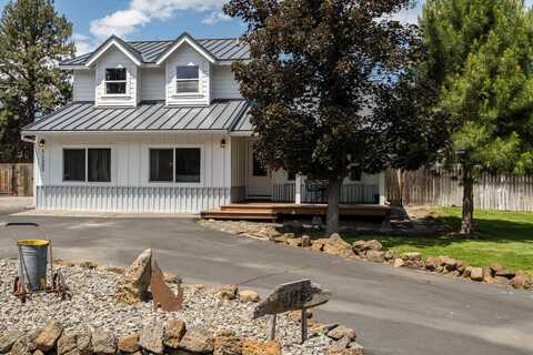 61585 East Lake Drive, Bend, OR 97702