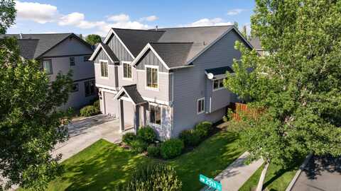 306 NW 29th Street, Redmond, OR 97756