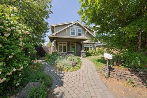 1244 NW Albany Avenue, Bend, OR 97703