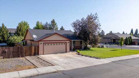 2201 SW Stonehedge Court, Redmond, OR 97756