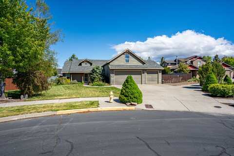 2144 NW Spruce Court, Redmond, OR 97756