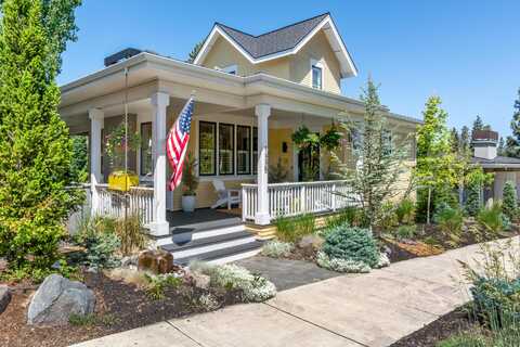 1335 NW Mt Washington Drive, Bend, OR 97703