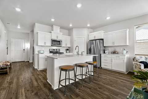 518 SE Stetson Court, Prineville, OR 97754