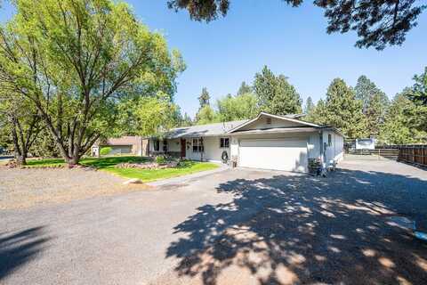 60812 Goldenrain Drive, Bend, OR 97702