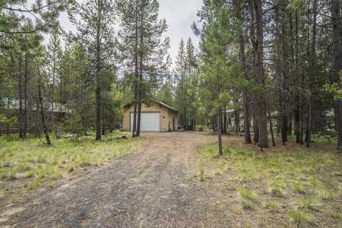 55827 Wood Duck Drive, Bend, OR 97707
