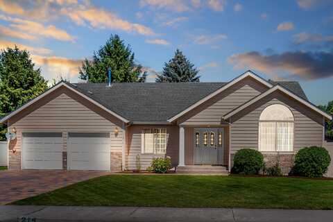 214 SW Meadow Lakes Drive, Prineville, OR 97754