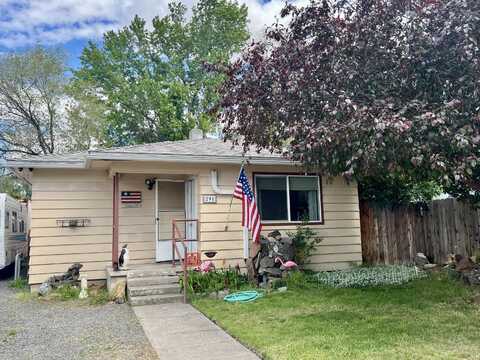 291 SE 7th Street, Madras, OR 97741