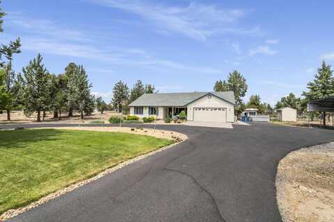 5745 NW Zamia Avenue, Redmond, OR 97756