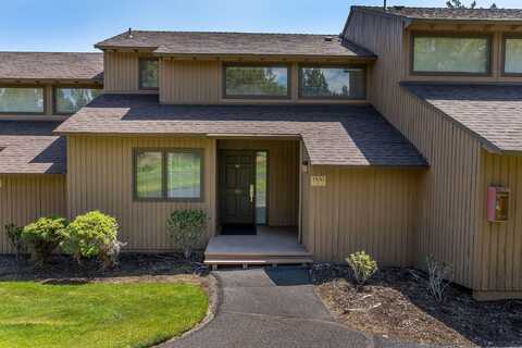 1930 Redtail Hawk Drive, Redmond, OR 97756