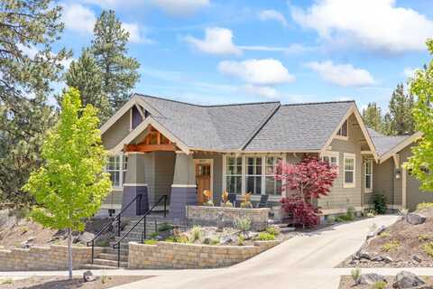 2475 NW Drouillard Avenue, Bend, OR 97703