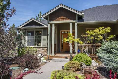 454 Tanager Drive, Redmond, OR 97756