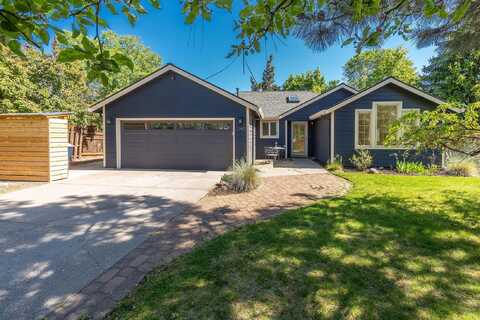 1340 NE Noe Drive, Bend, OR 97701