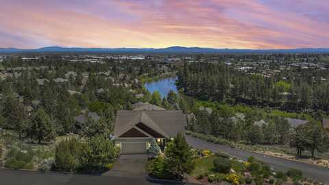 2495 NW 2nd Street, Bend, OR 97703