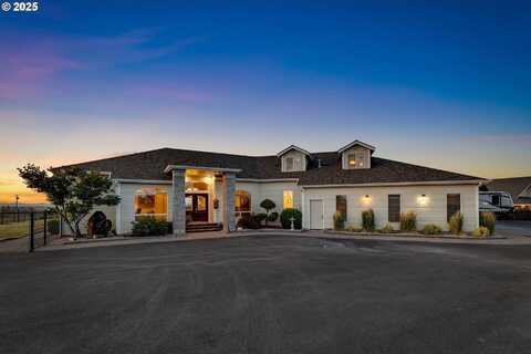 3760 SW Highway 97, Madras, OR 97741