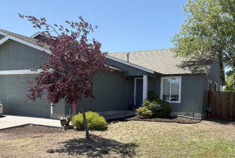 968 SE Kierra Place, Madras, OR 97741